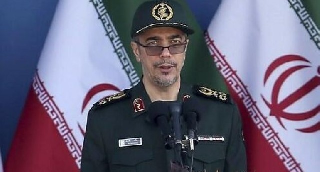 İranlı general yeraltındakı gizli bazaya gedib
